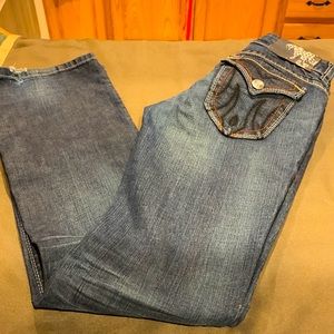 Women’s Mek jeans size 26/34. Low waisted. Boot leg. 👢